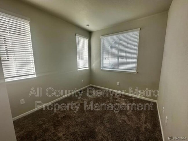 Building Photo - 19580 W 92nd Dr