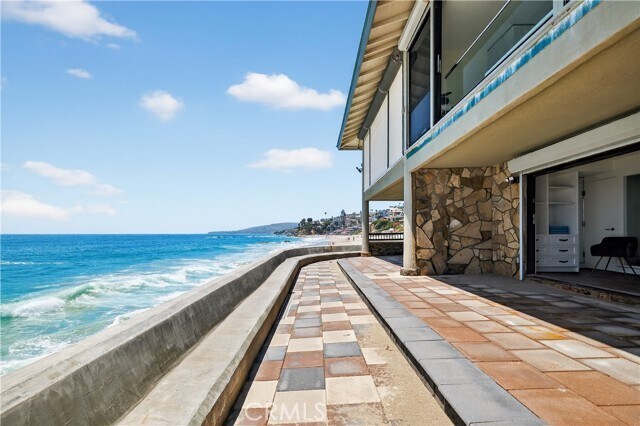 Building Photo - 102 Blue Lagoon