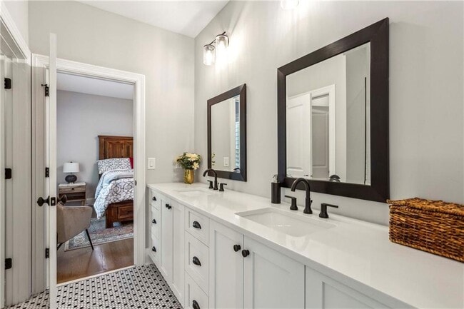 Building Photo - 2578 Middle Coray Cir