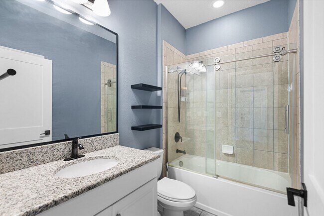 Building Photo - RIVERVIEW HOME FOR RENT!