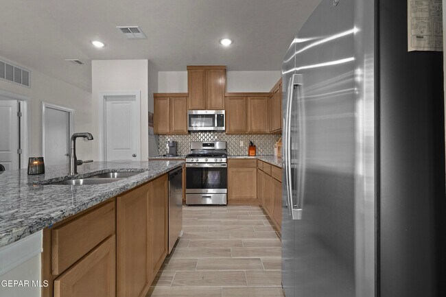 Building Photo - 5004 Alyssa Jade St