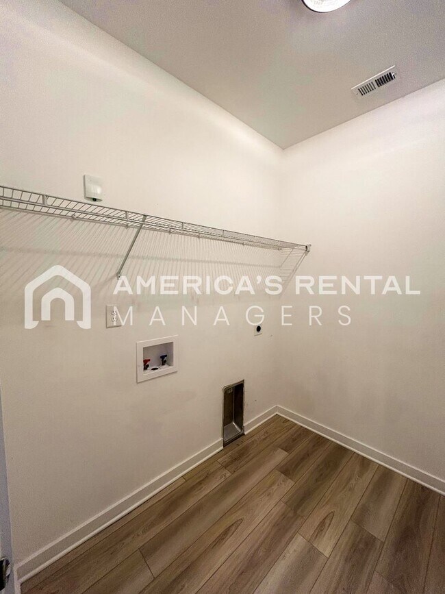 Building Photo - MOVE IN SPECIAL!!! - Roomy Home for Rent in Cullman, AL…6 Foot Privacy Fence. AVAILABLE NOW!! - S...