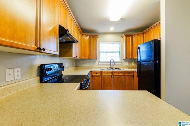Building Photo - 255 Forest Lakes Dr