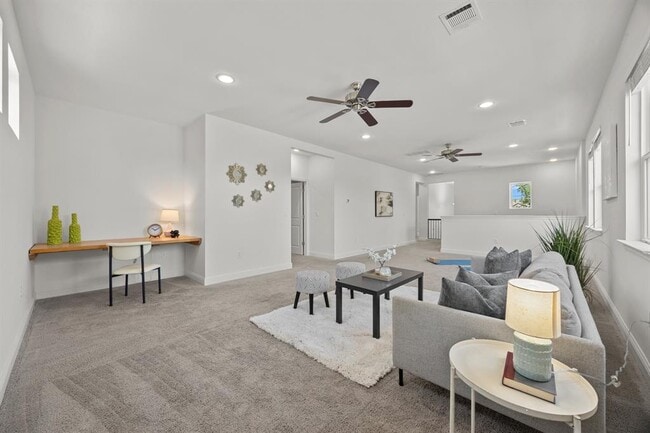 Building Photo - 5305 Mandevilla Dr