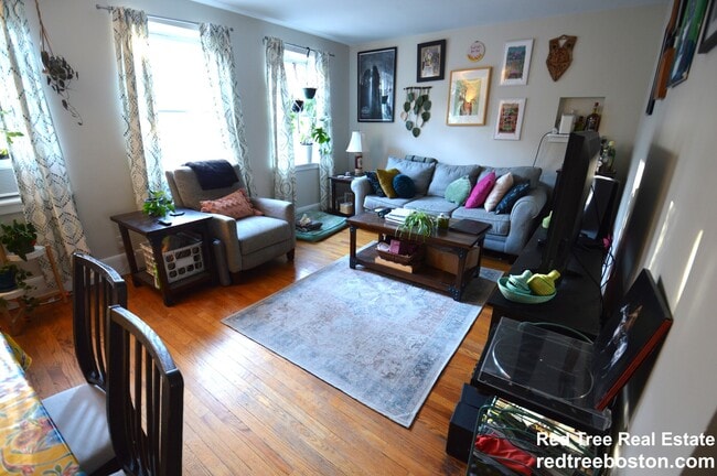 Primary Photo - 1 Catenacci Way