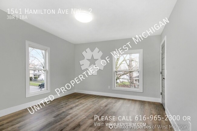 Building Photo - Available Now | Recently Remodeled 3 Bedro...