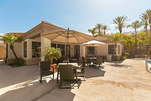 Building Photo - 30902 Club House Dr