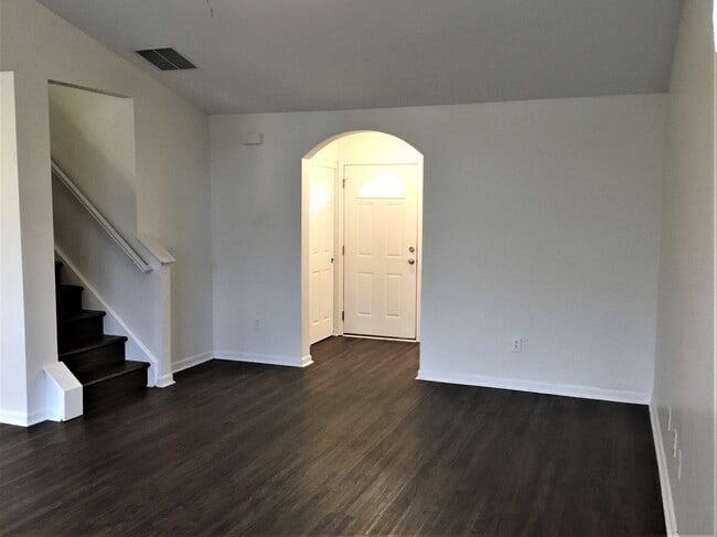 Building Photo - 5514 Windsor Ct