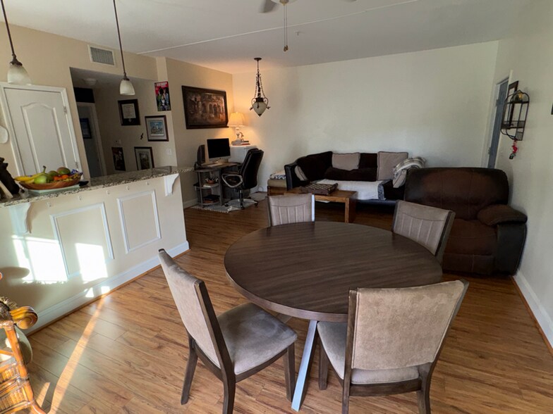 Building Photo - 119 Covil Ave