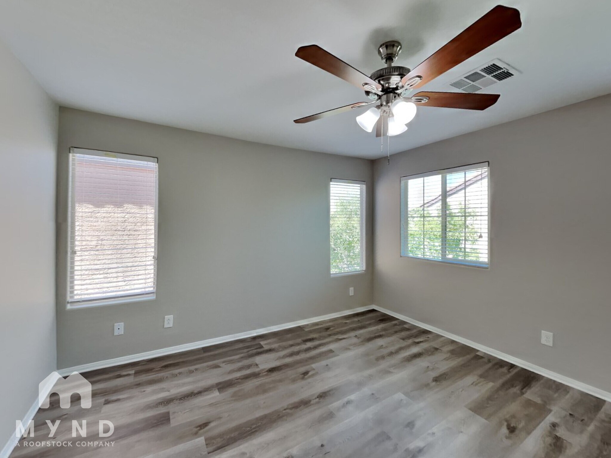 Building Photo - 7608 Tiffany Lamp Ct