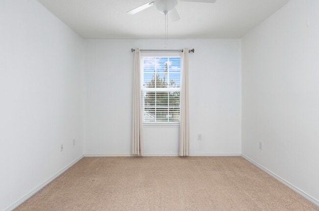 Building Photo - 4770 White Sanderling Ct