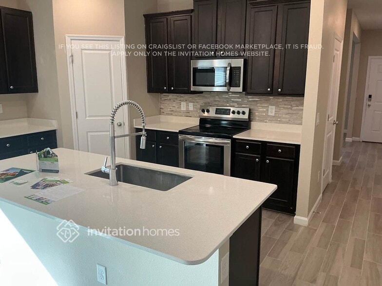 Building Photo - 2582 Laylas Wy