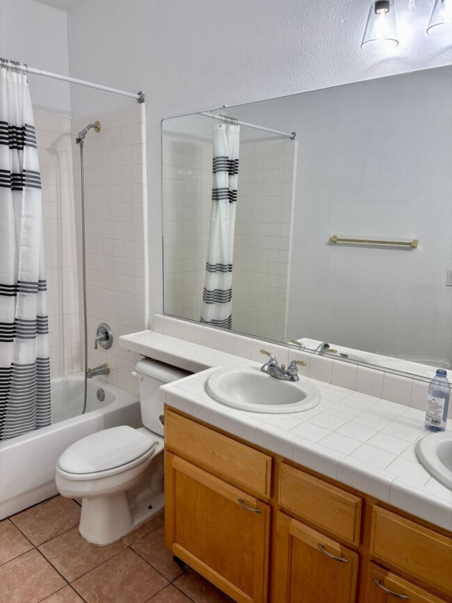 Building Photo - Immaculate 4/2 Single Story (N. Natomas)!   **Please read entire ad for viewings**