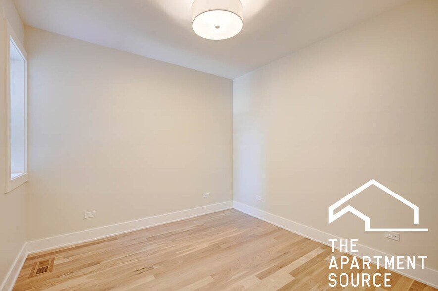 Building Photo - 4853 N Seeley Ave