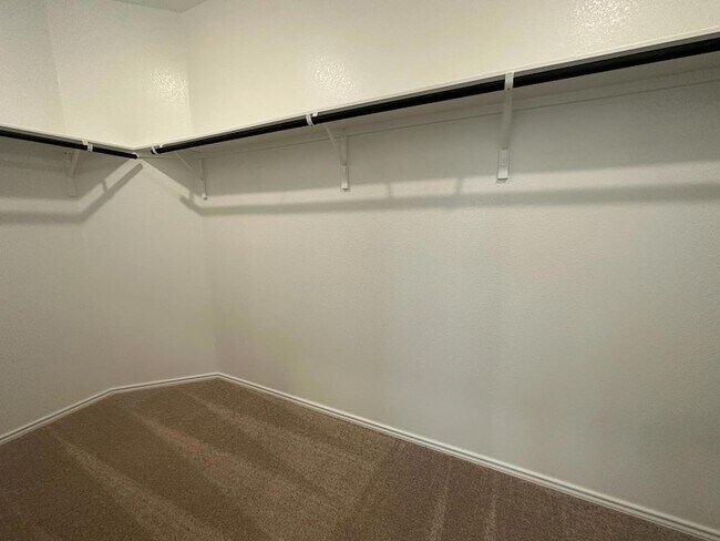 Building Photo - 1018 Ascari Ct