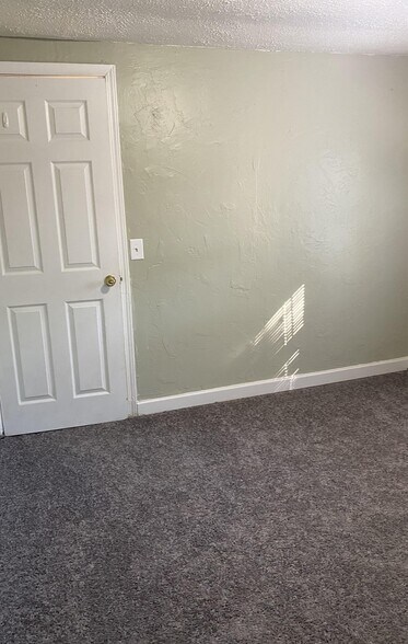 Building Photo - 3476 smyrna rd