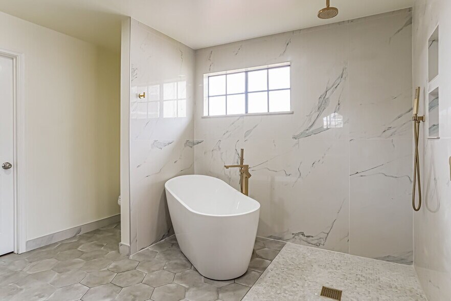 Building Photo - 22903 Powell House Ln