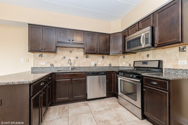 Building Photo - 14130 Sheffield Dr