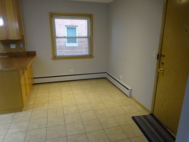 Building Photo - 6636 N Harlem Ave