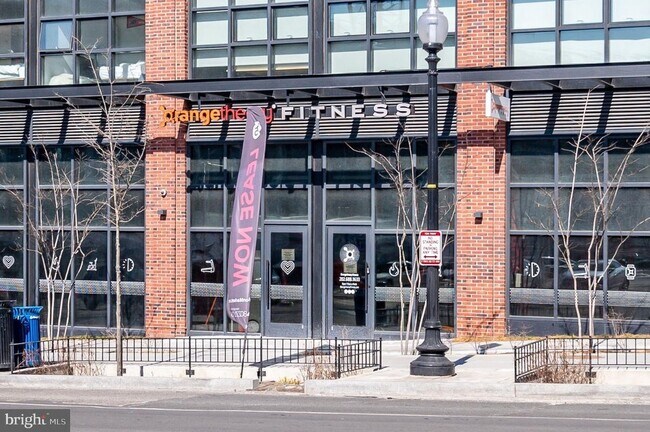 Building Photo - 1230 Penn St