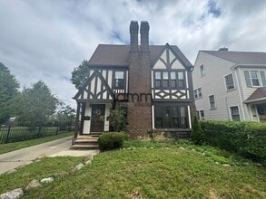 Building Photo - 16811 Kenyon Rd