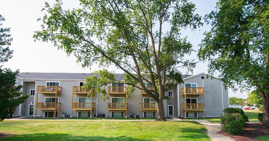 Primary Photo - Westpointe Apartments