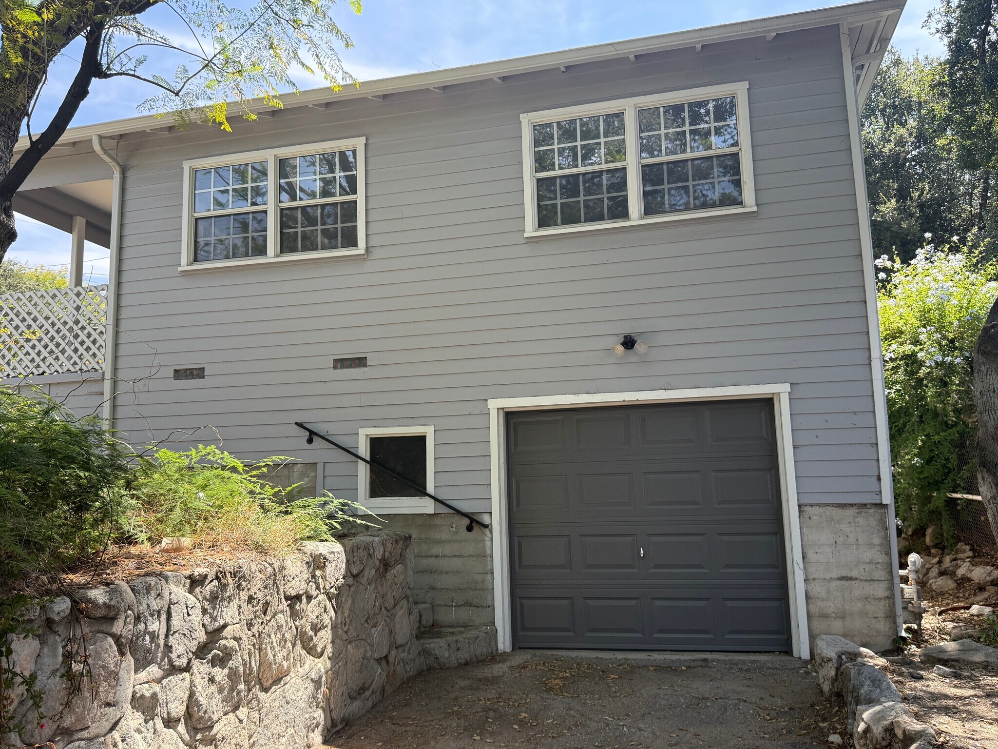 Building Photo - 10260 Marcus Ave