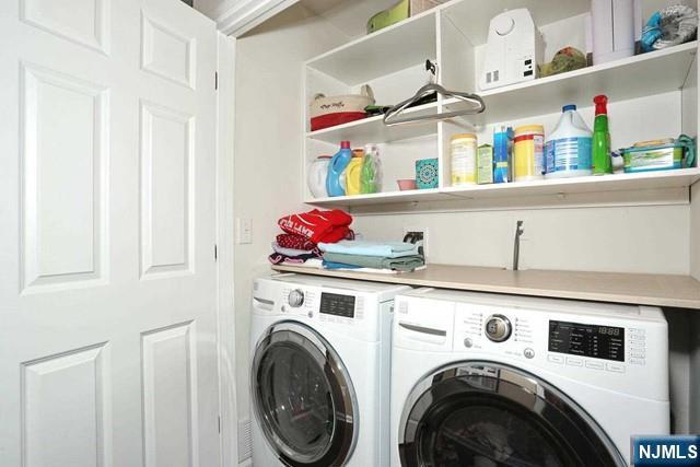 Building Photo - 4-12-30 30th St