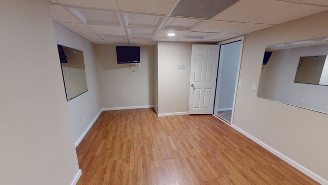 Building Photo - Beautiful 4 Bedroom with finished basement...
