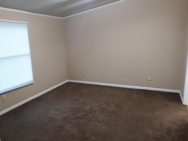 Building Photo - 756 TANNER ROAD