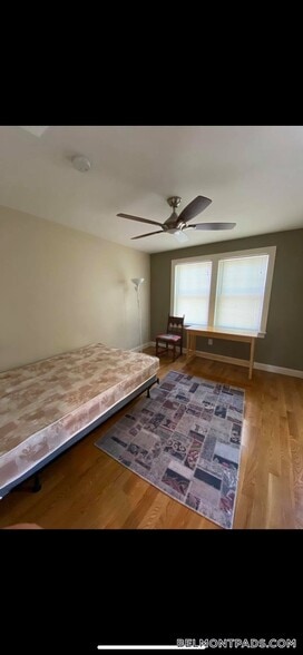 Building Photo - 622 Trapelo Rd