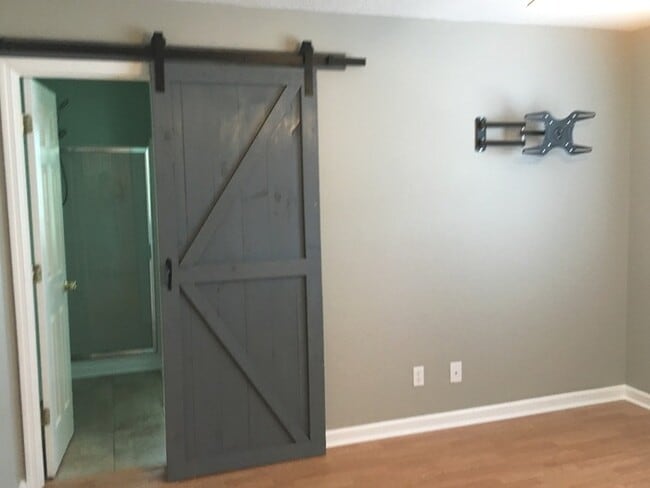Building Photo - Pool View Unit! Cape Cottages Coastal 3 be...