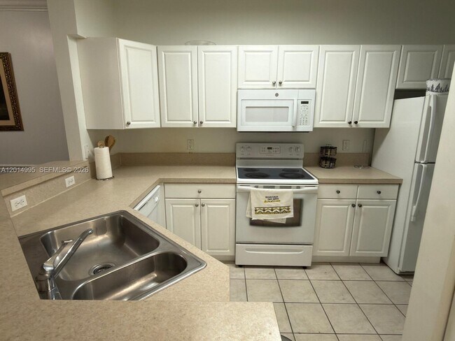 Building Photo - 4508 SW 160th Ave
