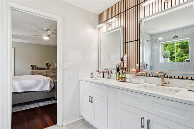 Building Photo - 2731 Amalfi Way NW