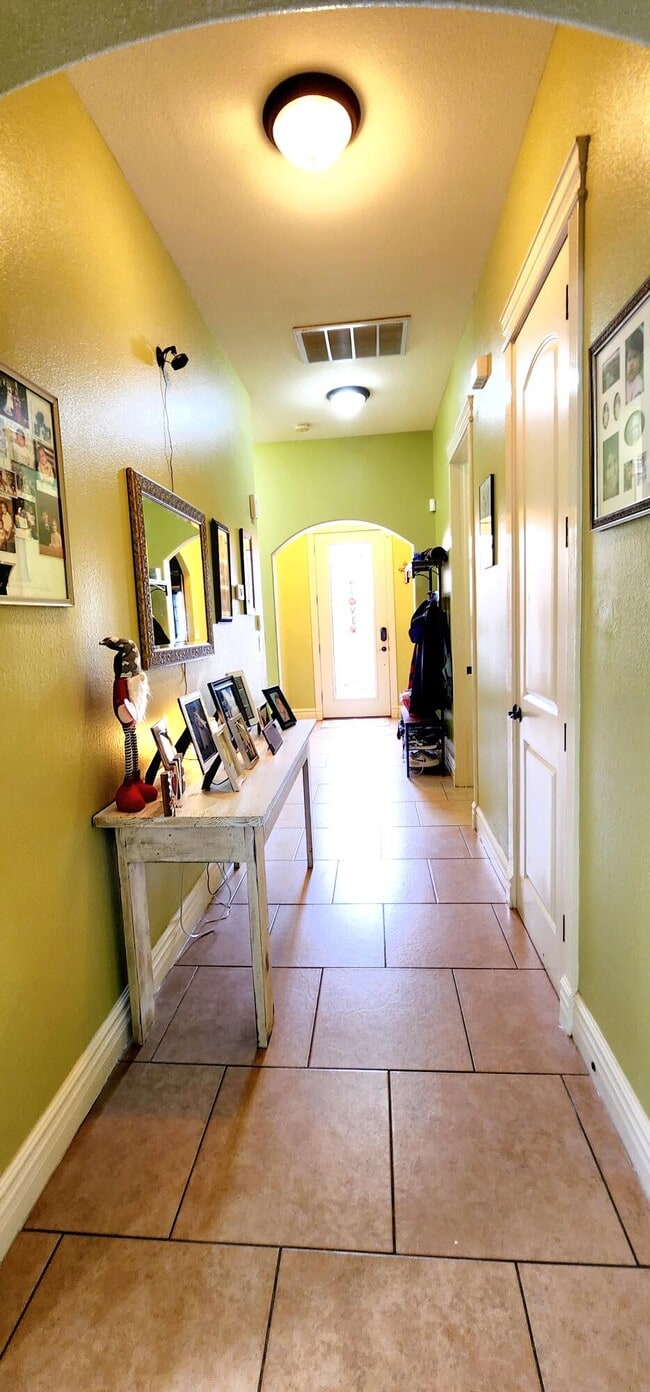 Building Photo - 3113 Rustic Manor Pl