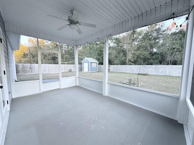 Building Photo - 69 Carousel Cir