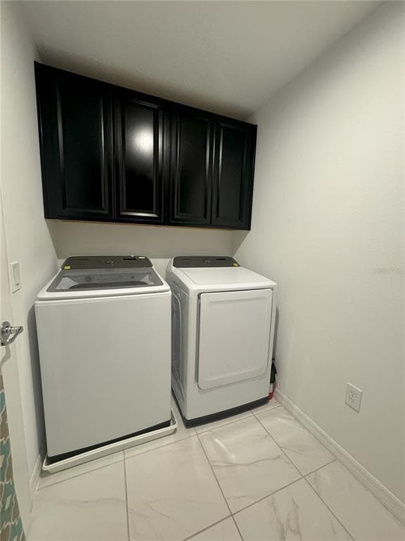 Building Photo - 3370 Beaute Dr