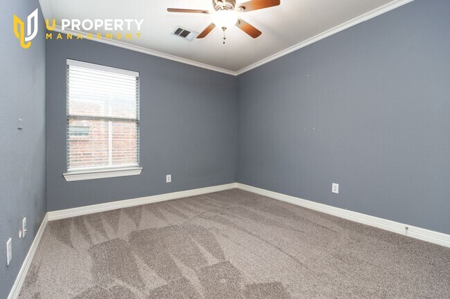 Building Photo - Well-maintained, 3 beds/ 2 baths a-story H...