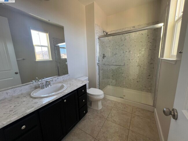 Building Photo - 1695 N Terracina Dr