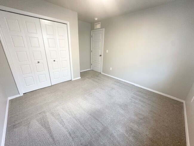 Building Photo - $500.00 MOVE IN CREDIT! Stunning Modern Home in Desirable Star, Idaho