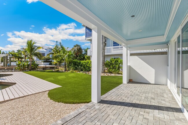 Building Photo - 1874 18th St