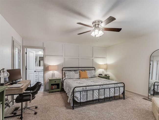 Building Photo - 801 Rock Hollow Rd