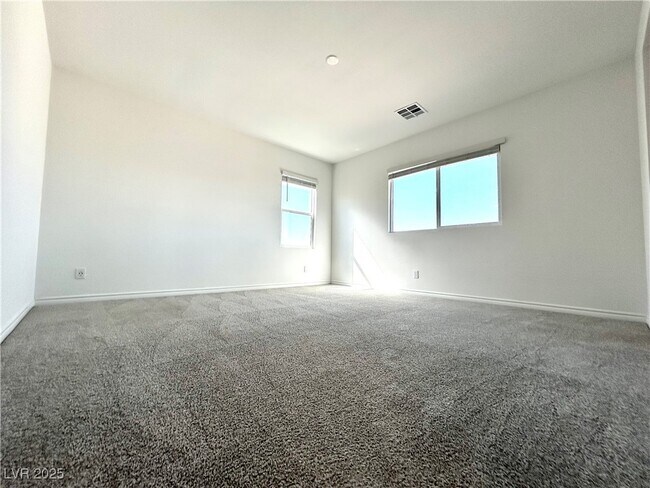 Building Photo - 839 Nova Heights St