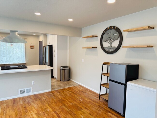 Building Photo - BRAND NEW REMODEL