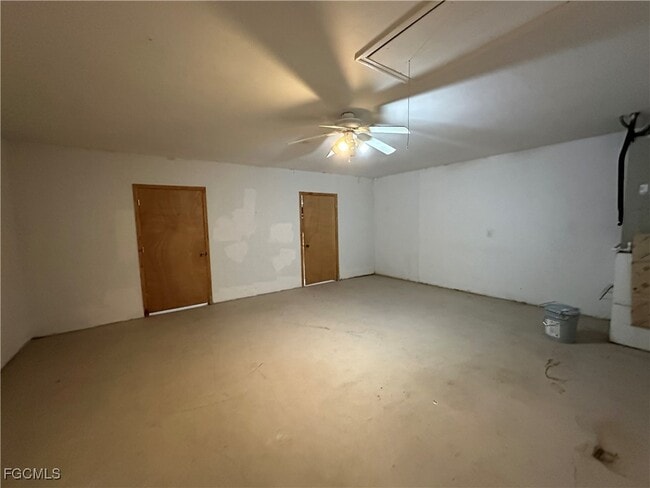Building Photo - 8397 Bahamas Rd
