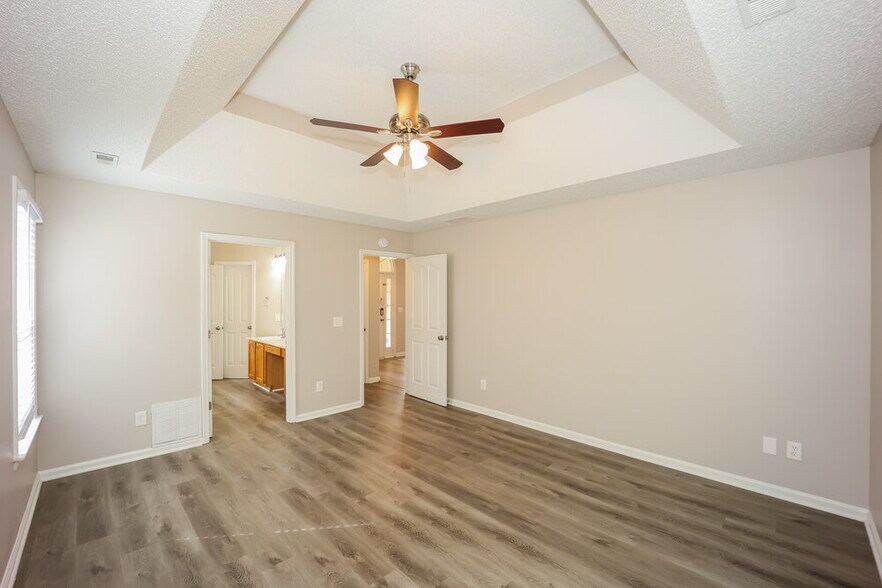 Building Photo - 309 Westhill Dr