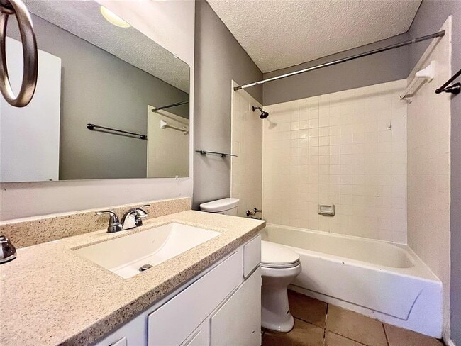 Building Photo - 8600 Fathom Cir