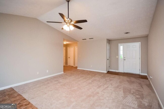 Building Photo - 300 Claremont Dr
