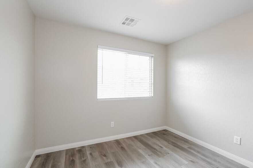 Building Photo - 6204 Joaquin Hills Ct