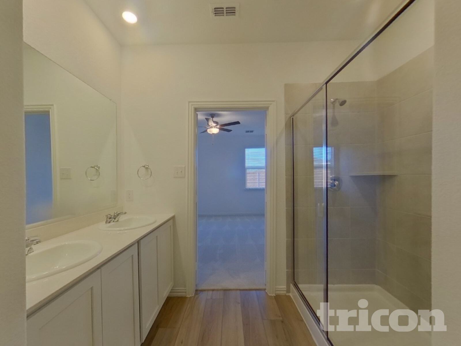 Building Photo - 509 Macdonald Wy